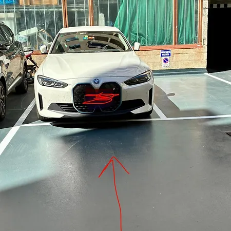 アパート Nave Con Posto Auto Privato Recintato トリエステ